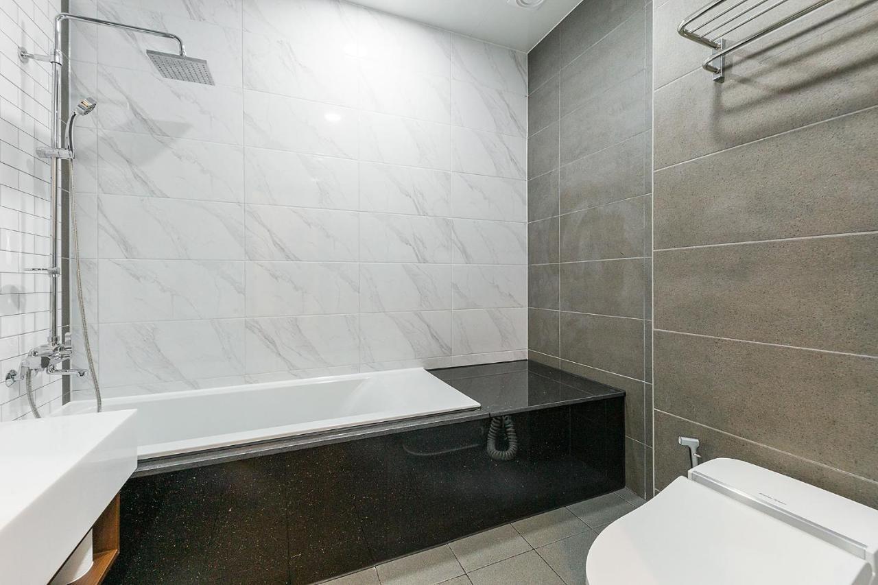 Hotel Demer Мокпо Екстериор снимка