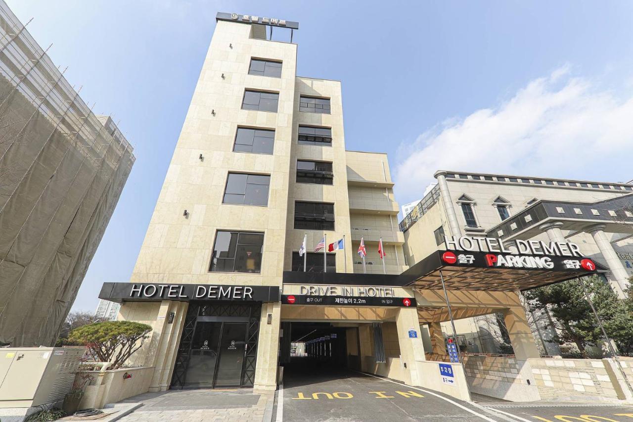Hotel Demer Мокпо Екстериор снимка