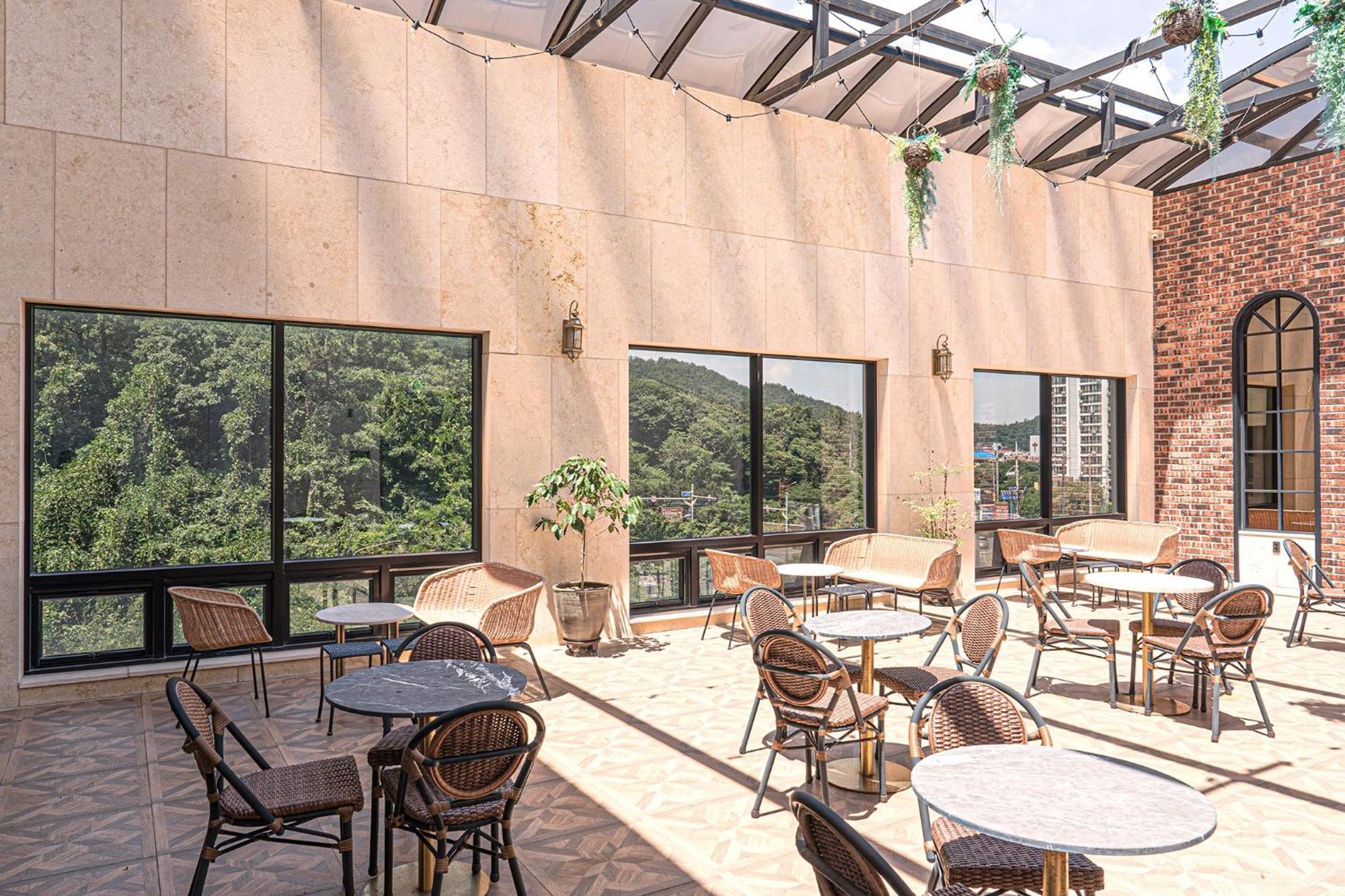 Hotel Demer Мокпо Екстериор снимка