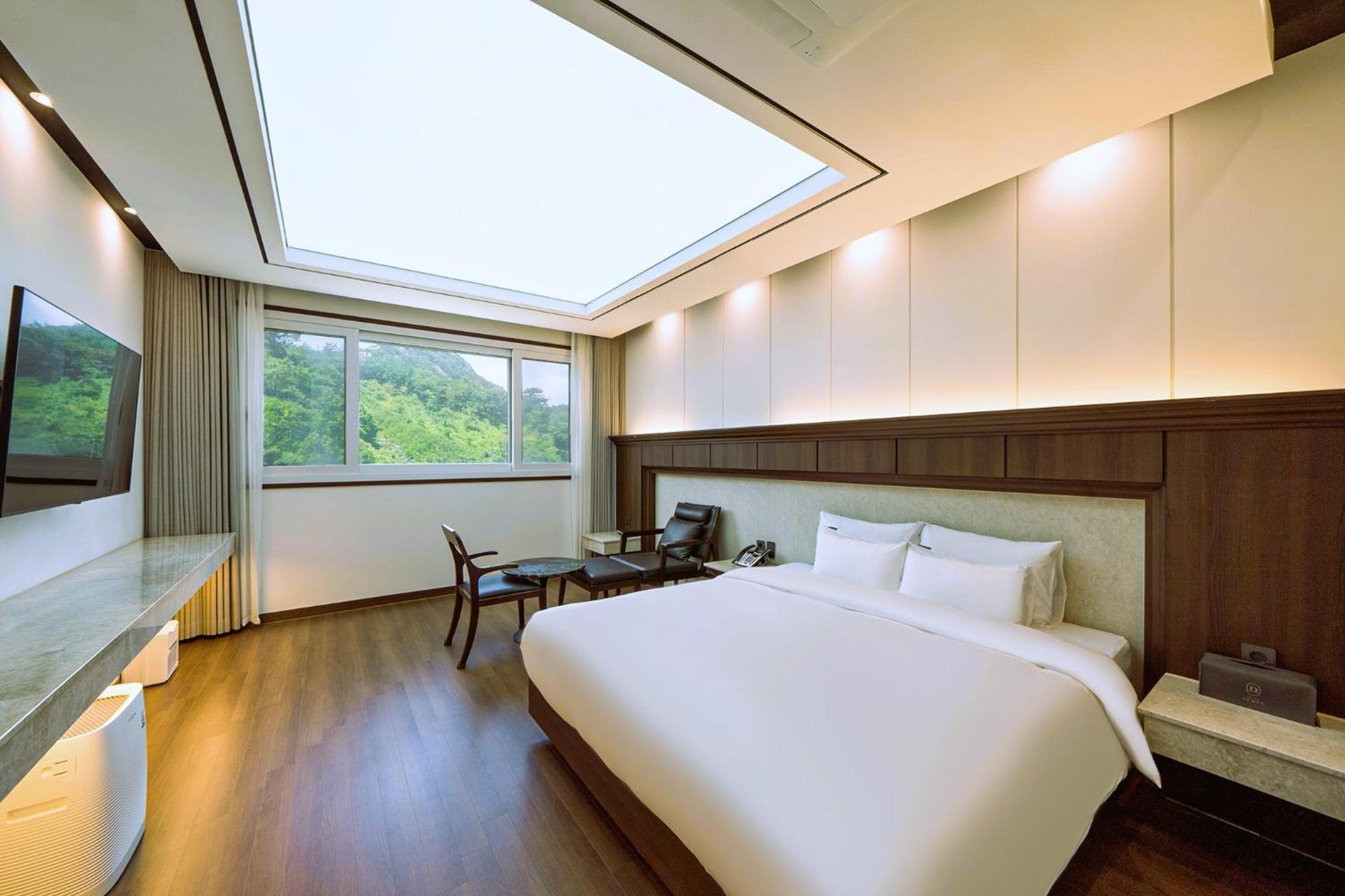 Hotel Demer Мокпо Екстериор снимка